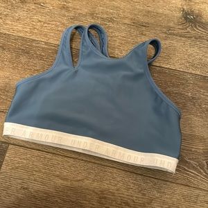 Under armour sports bra medium‎